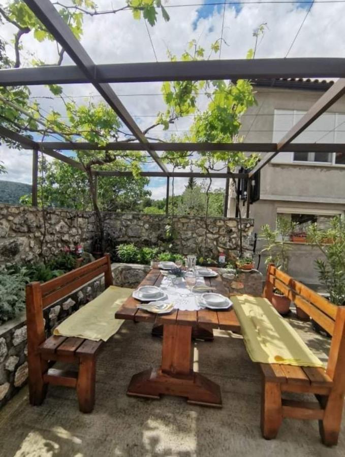 Apartman Ane - Bribir Bribir  Buitenkant foto